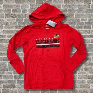 Chicago Blackhawks Hoodie Womens L Red Fleece Majestic NHL Pullover NWT